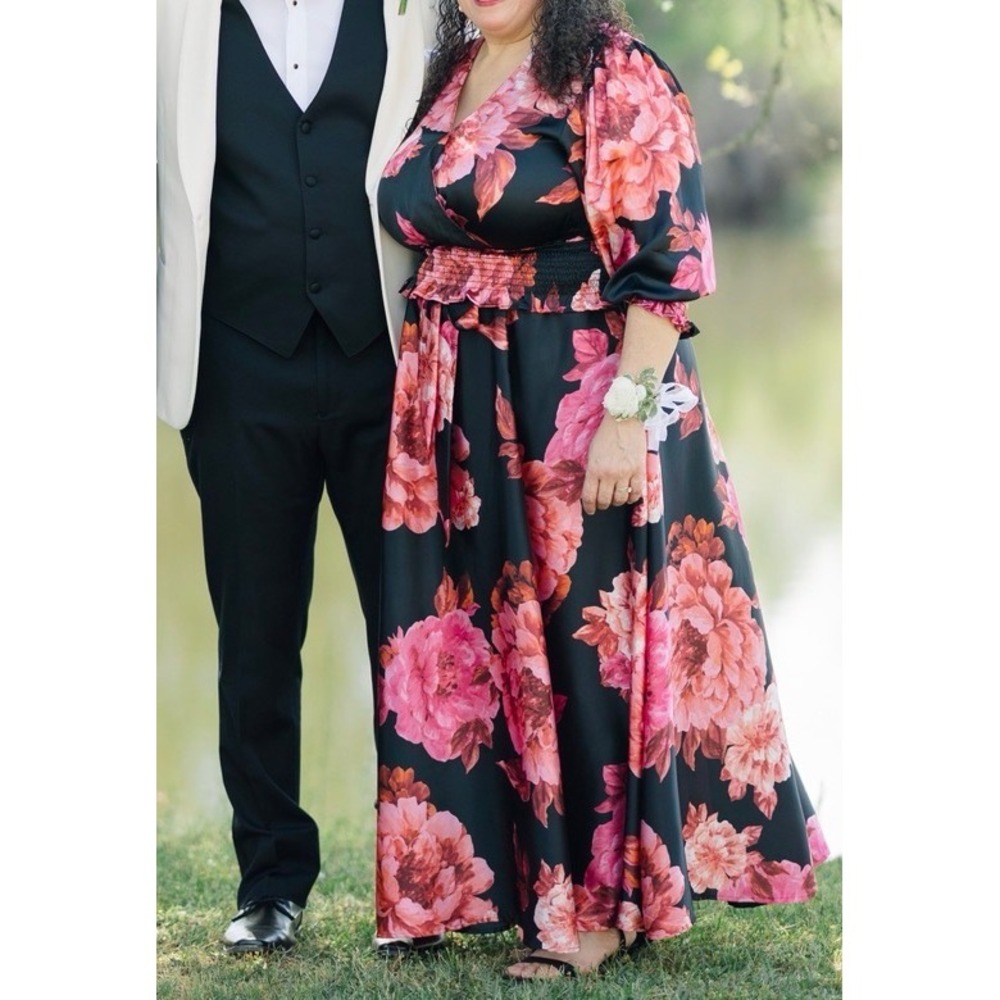True Destiny Floral Satin 2 Piece Set XL Black Pink Peony Maxi Skirt Smocked Top